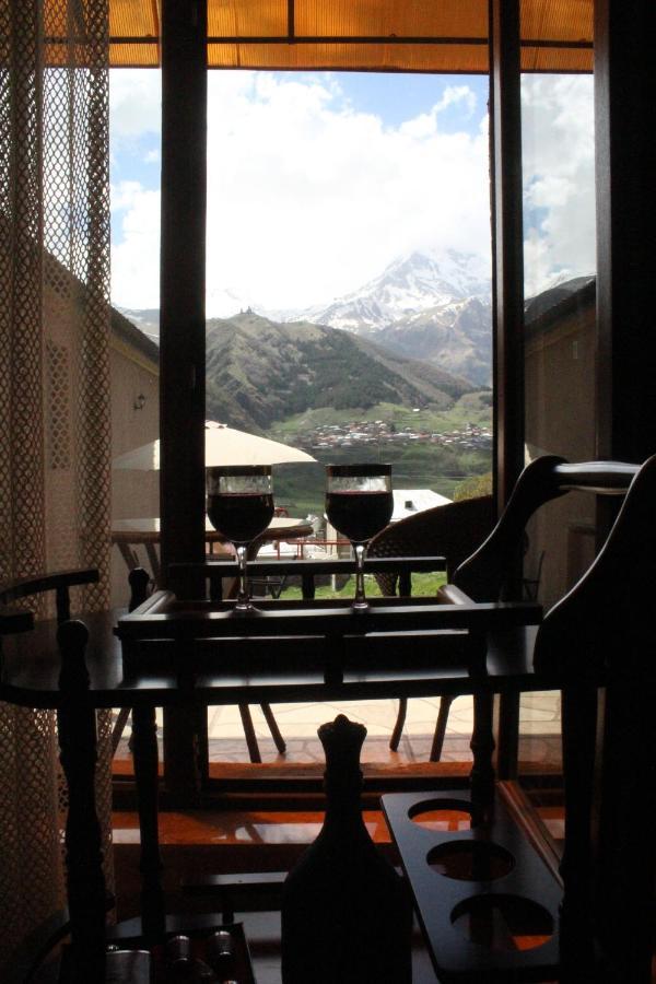 Hotel Golden Star Kazbegi Exterior foto