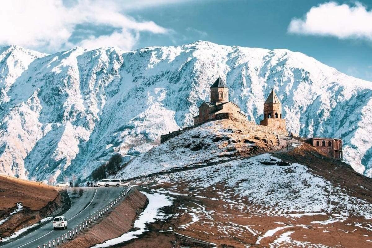 Hotel Golden Star Kazbegi Exterior foto