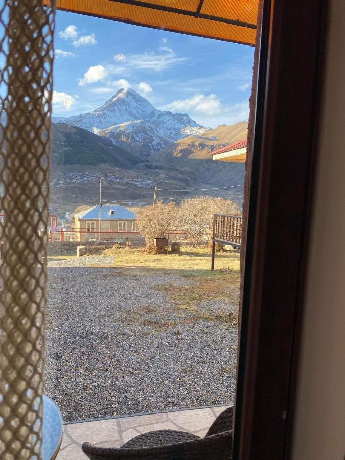 Hotel Golden Star Kazbegi Exterior foto